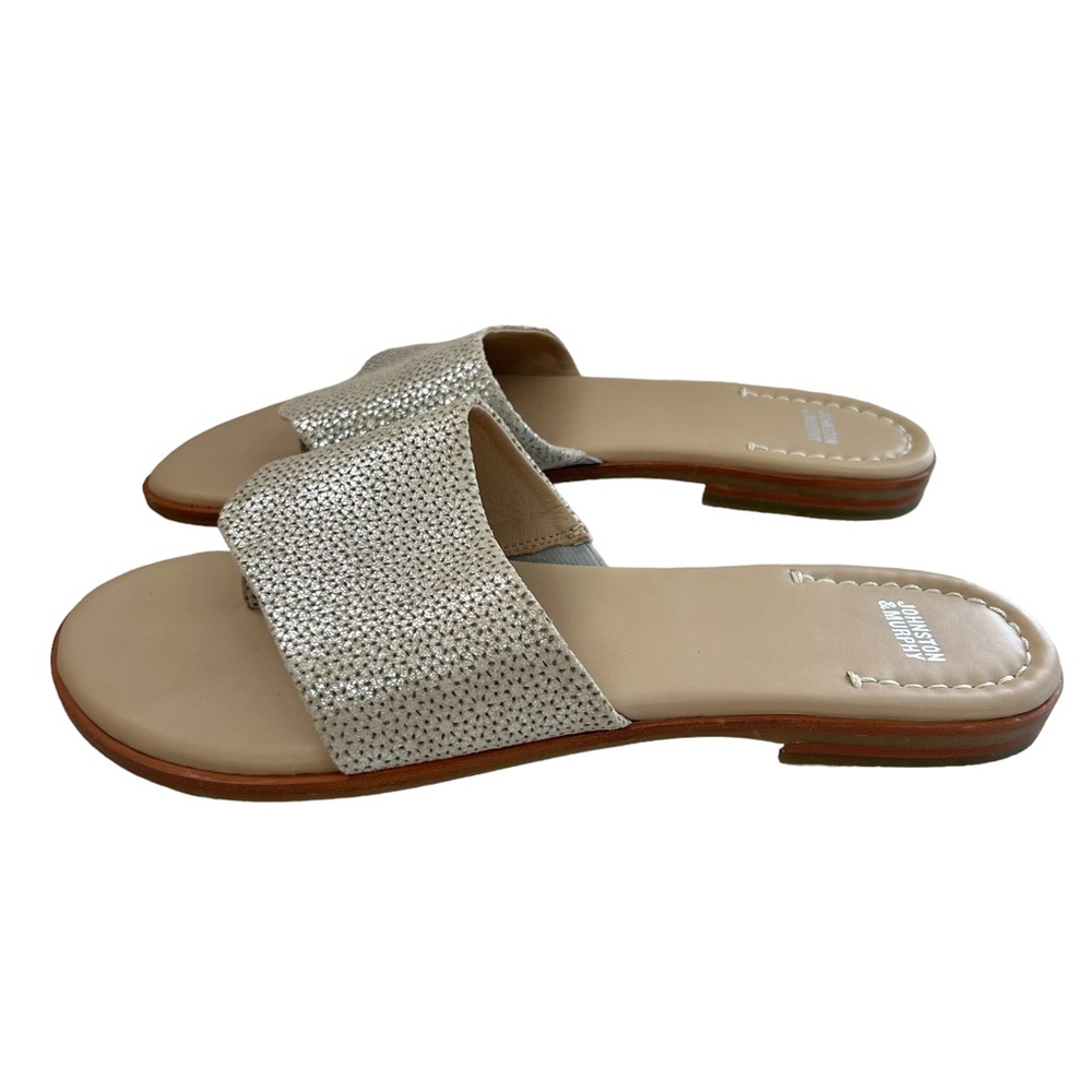 JOHNSTON & MURPHY Raney Floral Champagne Metallic Flat Thong Sandals 11